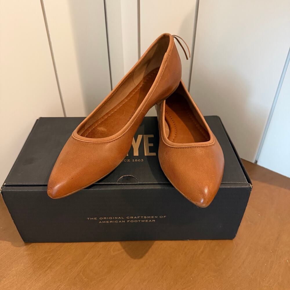 FRYE Regina Cognac Leather Ballet Flats 7.5 NIB - Picture 6 of 6